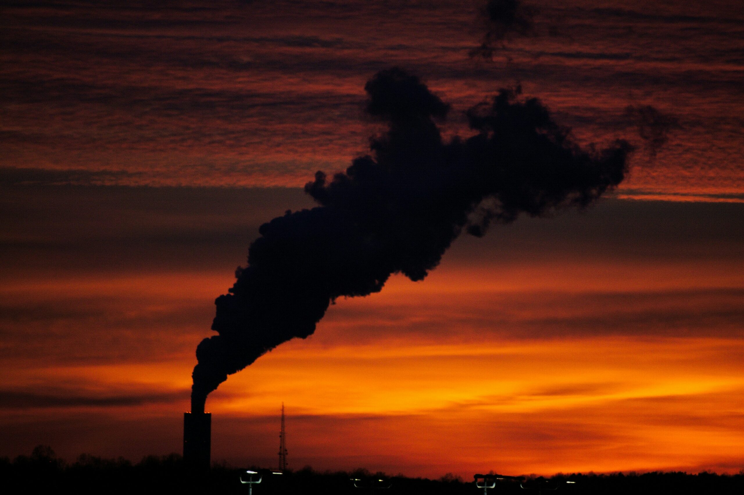 Global Carbon Dioxide Emissions Reach Unprecedented Highs, Report Confirms