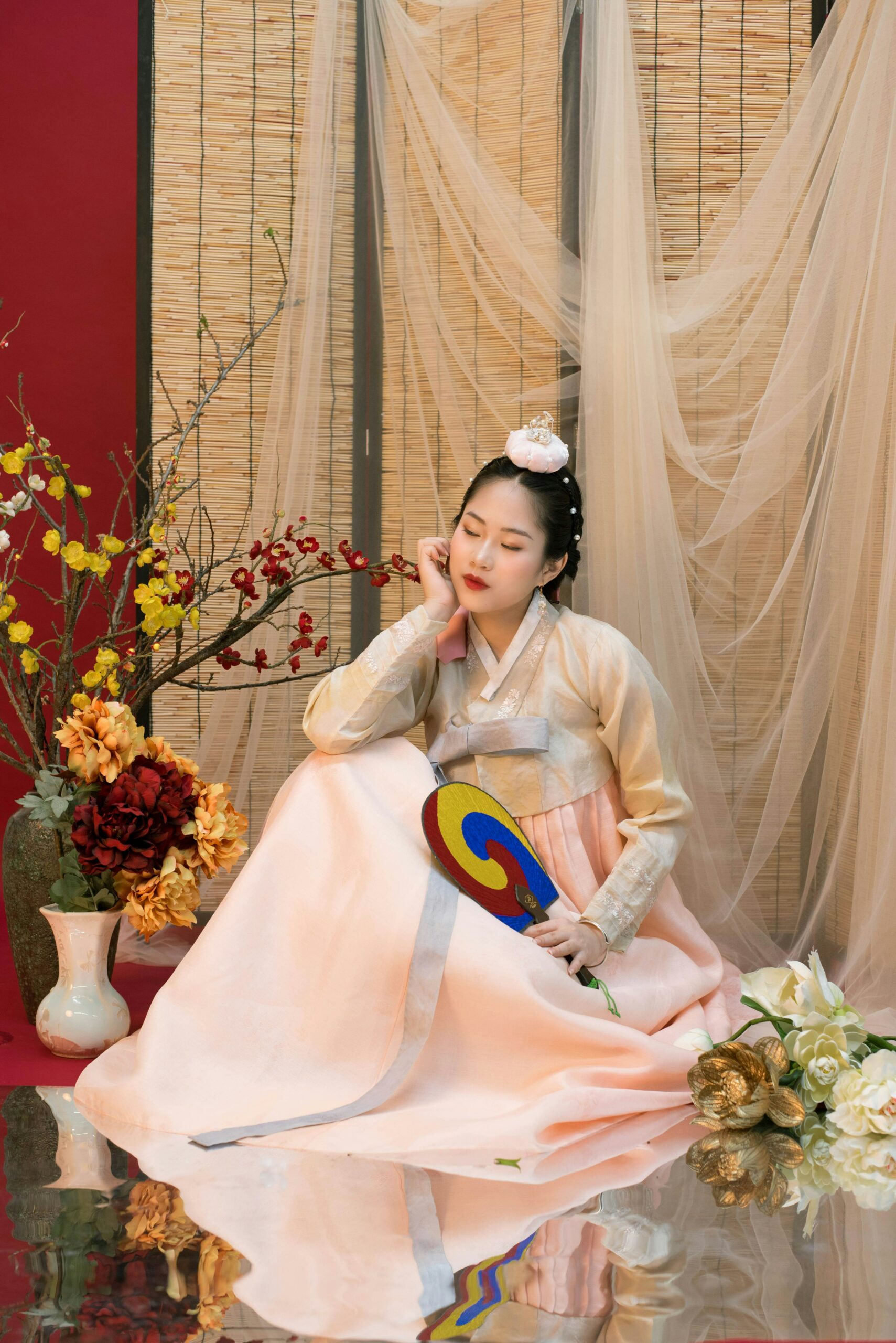 Taiwanese Stars Spark Frenzy Backstage at Golden Disc Awards