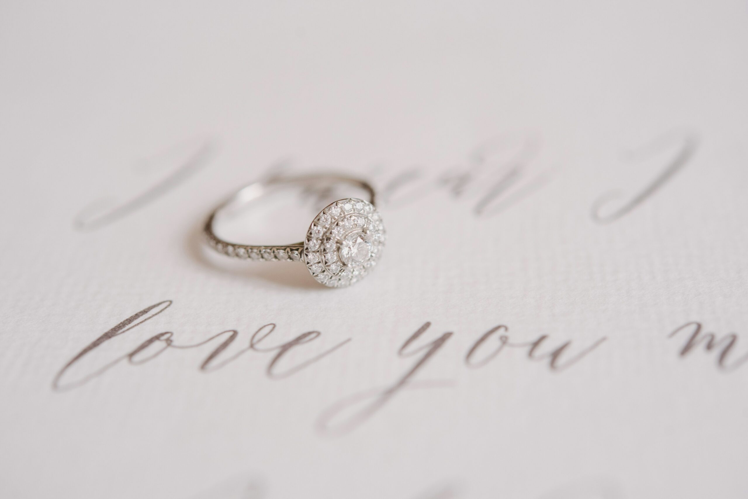 MIRROR Star Stanley Yau Engaged to Longtime Partner Alina Lee