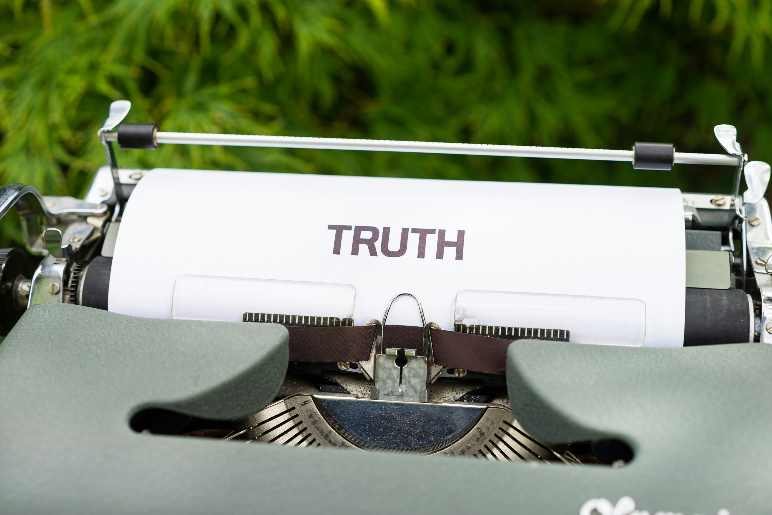Empty Input, Empty Article: The Critical Role of Source Material in Journalism